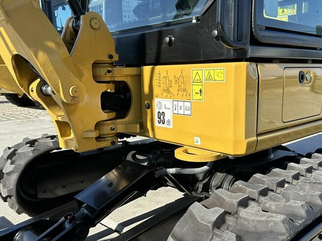FABRYCZNIE NOWA MINIKOPARKA CATERPILLAR 302 CR