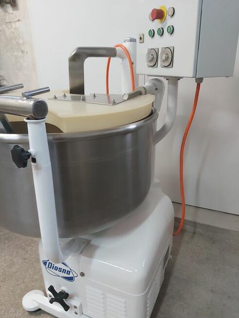 Mieszałka hokejowa DIOSNA 180 litrów, do piekarni.14100 zł