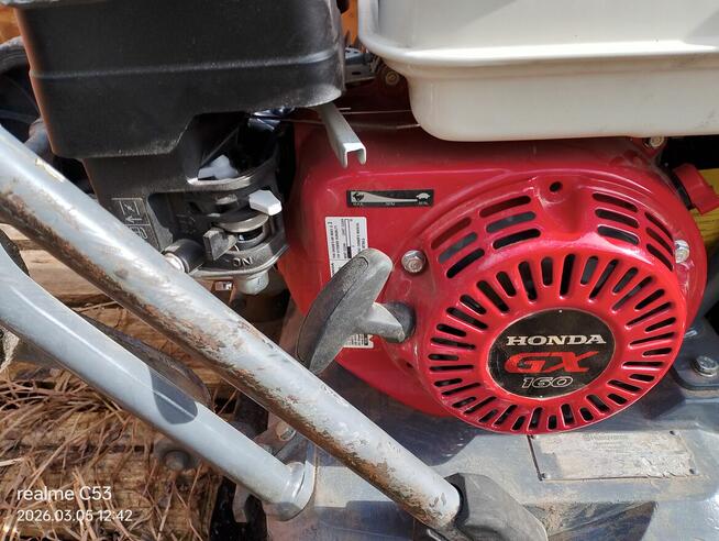 Zageszczarka Husqvarna typ LF100 nowy silnik honda org.