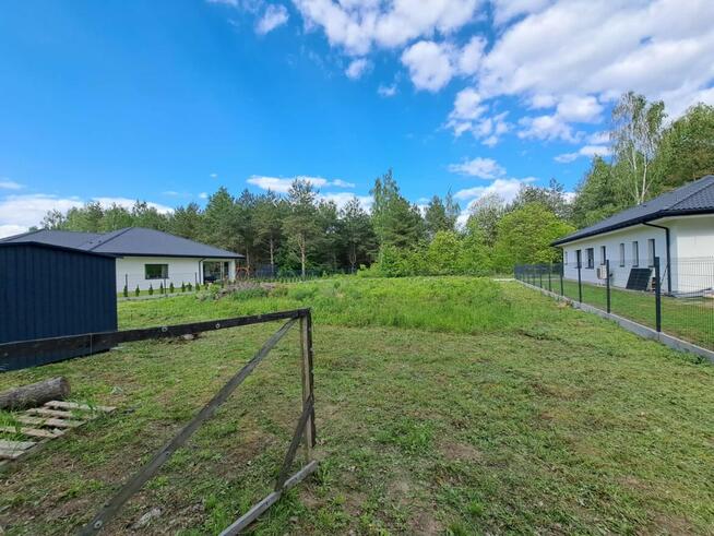 Ogrodzona działka 1000 m² z aktualnym pozwoleniem na budowę!