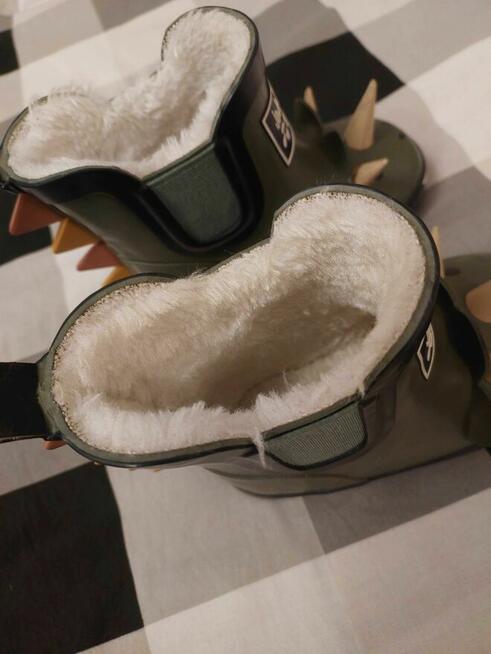 Buty roz. ok.21, długość podeszwy 15cm