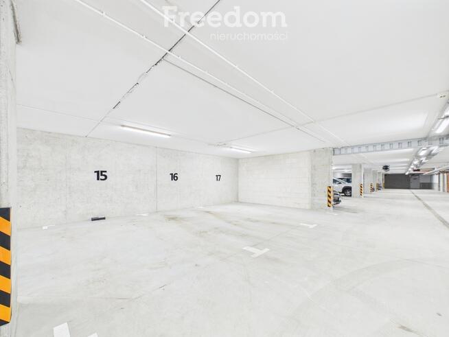 Nowe i gotowe 37 m² garderoba i garaż