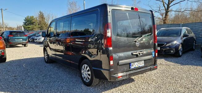 Opel Vivaro Do Przewozu Osób Niepełnosprawnych
