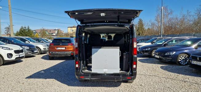 Opel Vivaro Do Przewozu Osób Niepełnosprawnych
