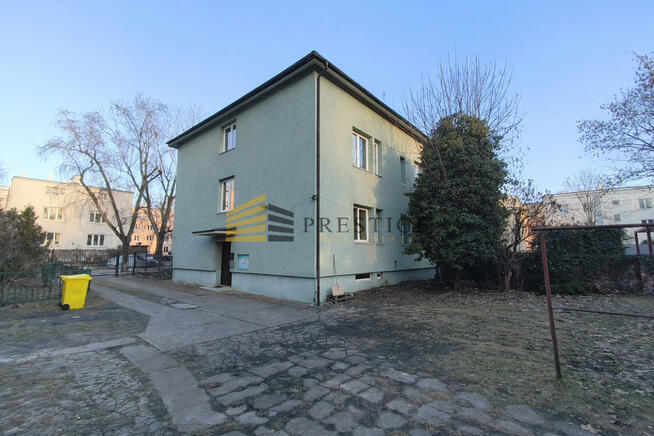 Mieszkanie do remontu na Pradze Płd + piwnica 25m2