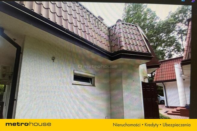 Pawilon handlowo usługowy w Aninie obok szpital