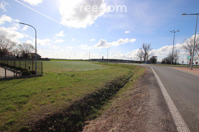 Działka inwestycyjna 7000 m² – usługi.