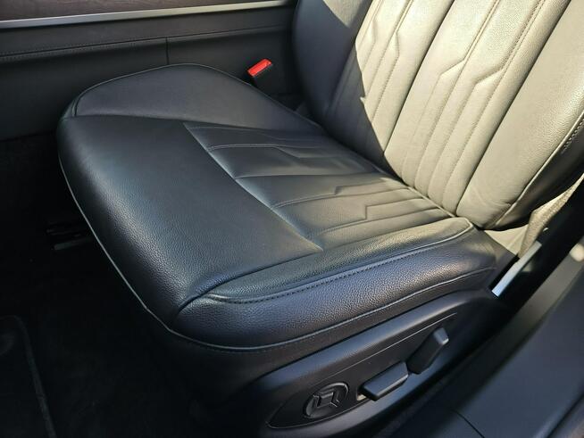 Audi A8 MatrixHD_Pneumatyka_Hak_SoundSystem_Kamera_Indukcja_Virtual_CarPlay_FV