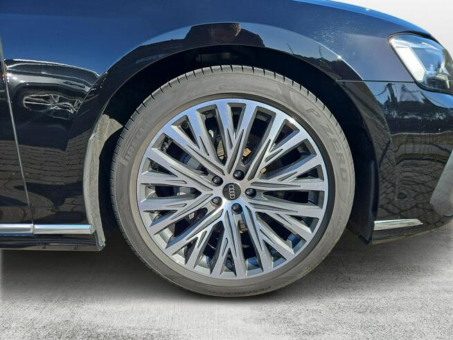 Audi A8 MatrixHD_Pneumatyka_Hak_SoundSystem_Kamera_Indukcja_Virtual_CarPlay_FV
