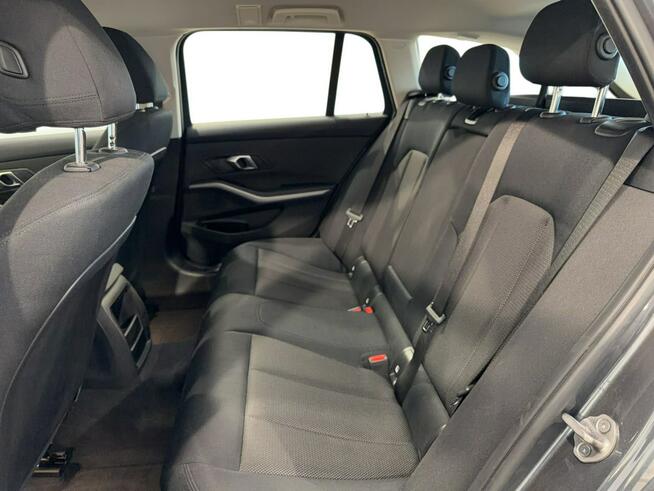 BMW Seria 3 318i aut Kombi