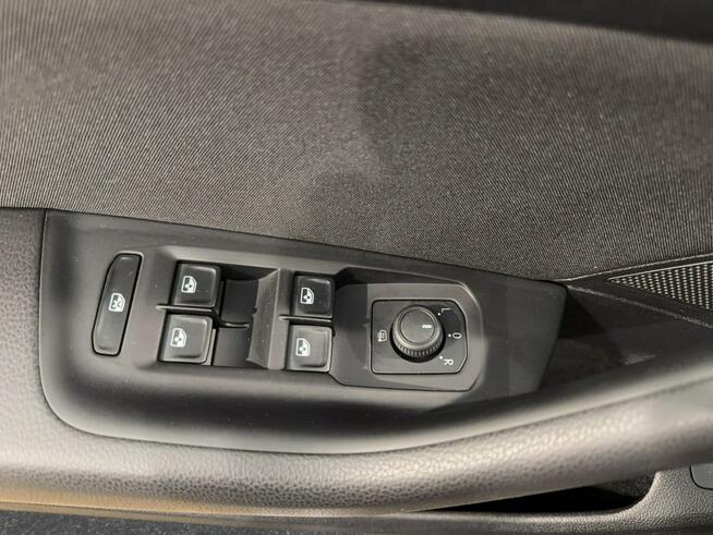 Volkswagen Passat 1.5 TSI EVO Business DSG Kombi