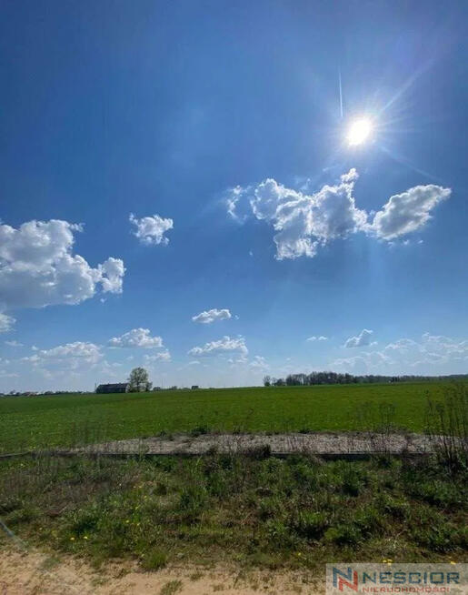 Działka 1063 m2 z WZ Jakubów