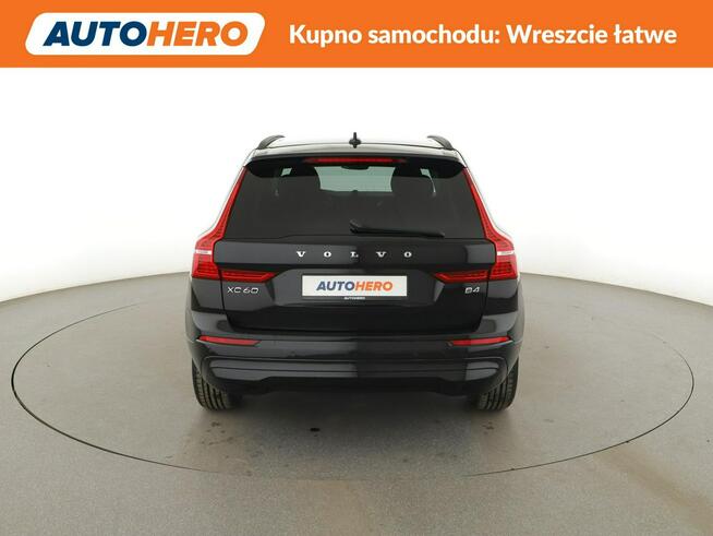 Volvo XC 60 FV23% B4 (mHEV) automat skóra navi kamera grzane fotele