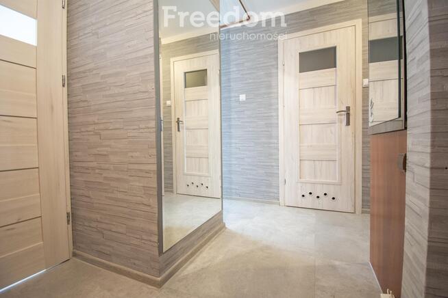 Niepodległości, Słupsk M4 z piwnicą i loggią