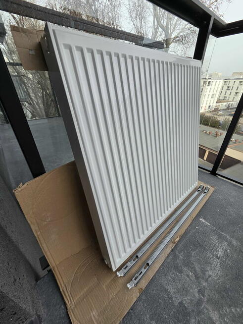 Grzejnik panelowy C22 900x900 moc ok. 2150W