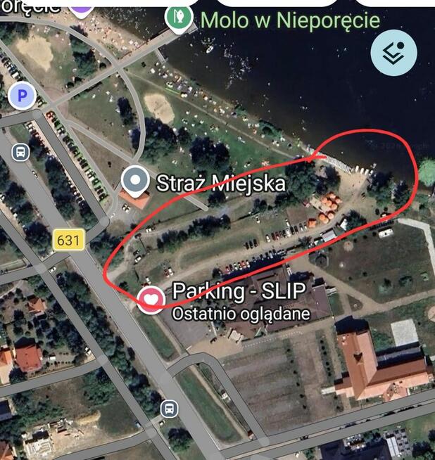Plaża Nieporęt - miejsce do sprzedaży lodów oraz dmuchańców