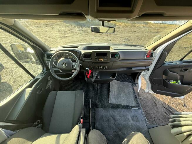 Sprzedam flotę samochodów Renault Master 25szt