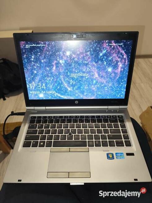 HP EliteBook 8470p,bogate wyposażenie–stacja dokująca, akces