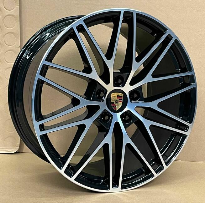 RS Spyder Design 9Y0 Porsche Cayenne 9,5Jx21 ET46 11x21 ET58