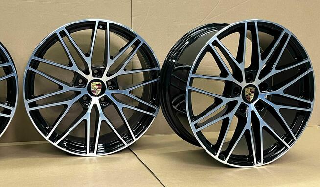 RS Spyder Design 9Y0 Porsche Cayenne 9,5Jx21 ET46 11x21 ET58