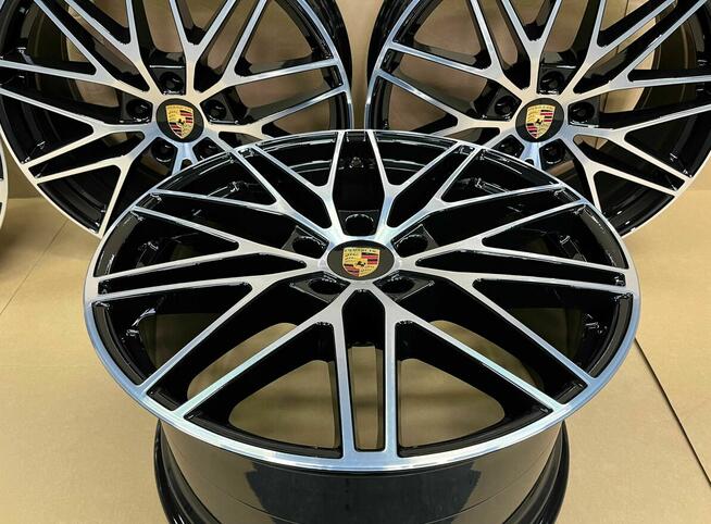 RS Spyder Design 9Y0 Porsche Cayenne 9,5Jx21 ET46 11x21 ET58
