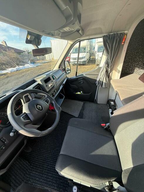 Sprzedam flotę samochodów Renault Master 25szt