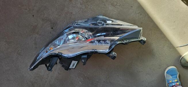 Sprzedam komplet przod toyota auris 2 hybryda