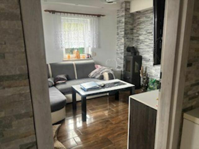 Syndyk sprzeda udział 1/2 - dom - Tychy Dzwonkowa