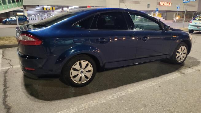 Ford Mondeo 1.6 LPG. Zamienię.
