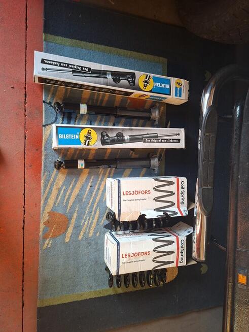 Amortyzatory 19-263007 Mercedes glc 2 sztuki 500 zł pełno s