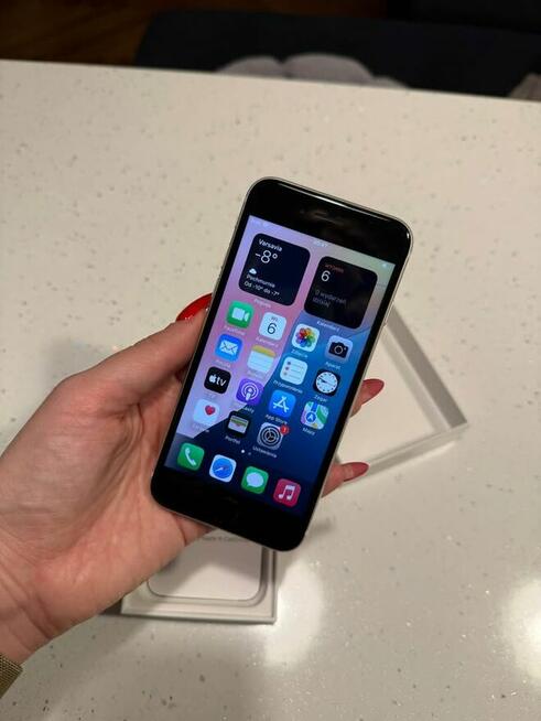 iPhone SE 128GB 2022