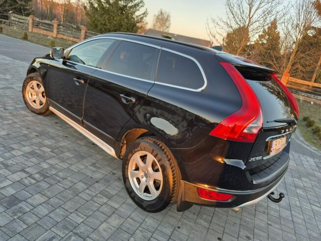 Volvo XC 60 2.4 dizel 5 cilindry automat skóra nawigacja