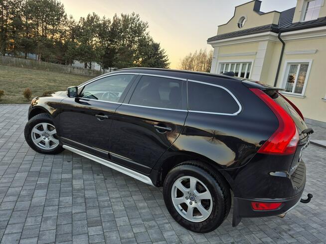Volvo XC 60 2.4 dizel 5 cilindry automat skóra nawigacja