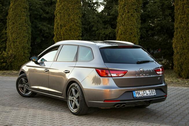 FR 184KM Matrixy Rada Manetki System Pasa Seat Sound Navi Poł Skóry