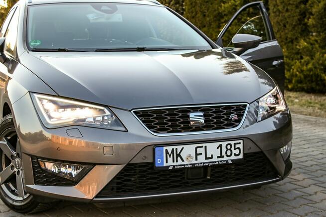 FR 184KM Matrixy Rada Manetki System Pasa Seat Sound Navi Poł Skóry