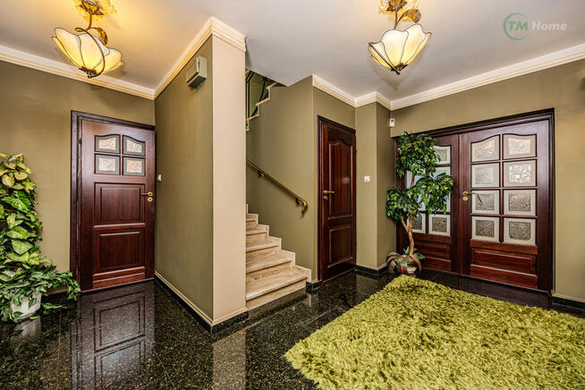 Targówek, dom mieszkalny, usługowy lub inwestycja.