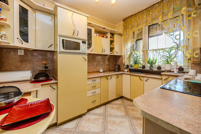 Targówek, dom mieszkalny, usługowy lub inwestycja.