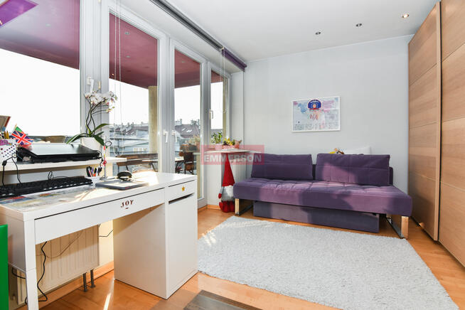 Dobry rozkład, osobna kuchnia, infrastruktura ENG