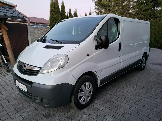 Opel Vivaro ** LONG ** 2,0 dci **