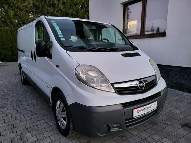 Opel Vivaro ** LONG ** 2,0 dci **