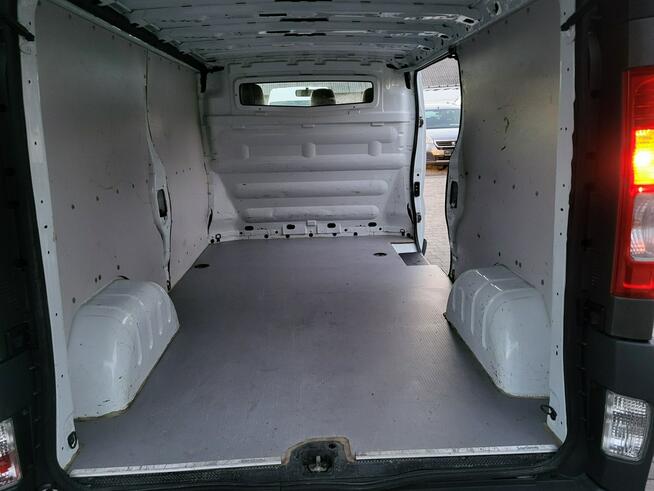 Opel Vivaro ** LONG ** 2,0 dci **