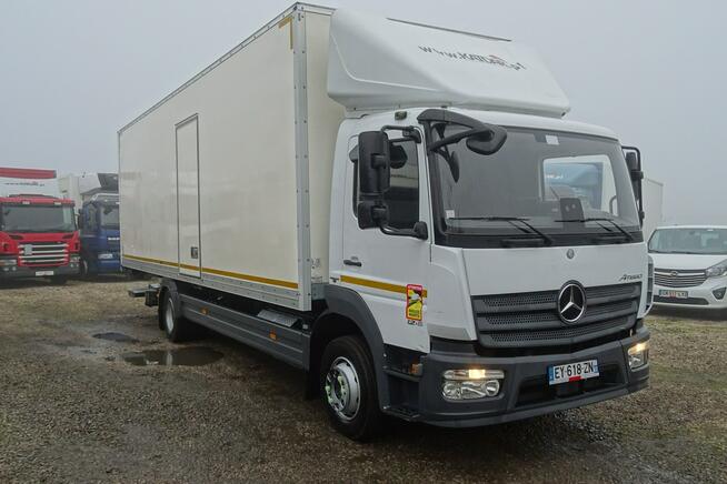 Mercedes Atego 1218 E6 Tylko 274tys.km ! kontener 20pal winda poduszki