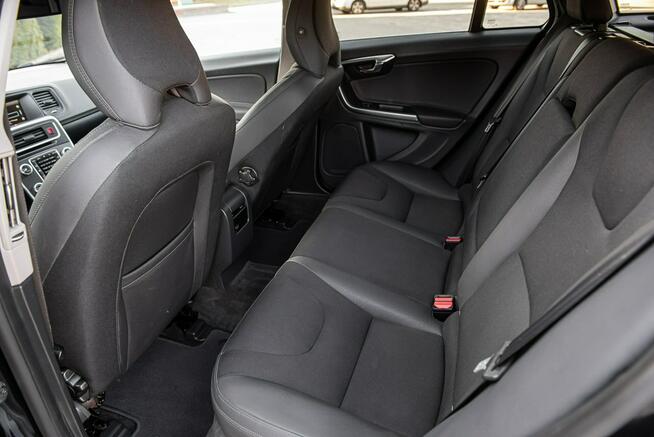 Volvo V60 R-Design 2.0d D4 163KM 5 cylindrowy ! Manual ! Super Stan !