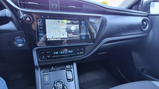 Toyota Auris _1.8 136KM_HYBRID_Led_Navi_Kamera_Climatronic_Serwis_