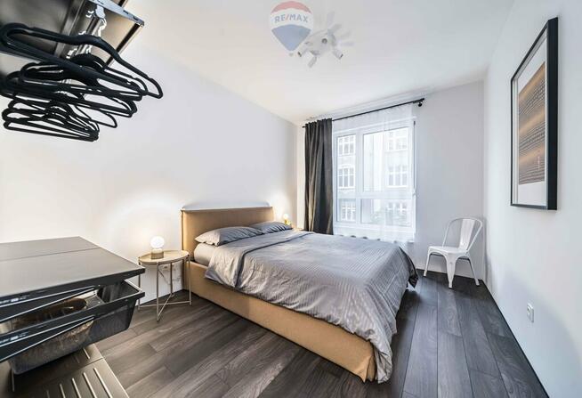 Ekskluzywne loggia garaż gratis Jeżyce Modena