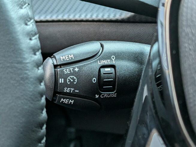 Peugeot 208 Allure HYBRYDA 110KM /Navi/Keyless/tempomat ACC/Klima automatyczna