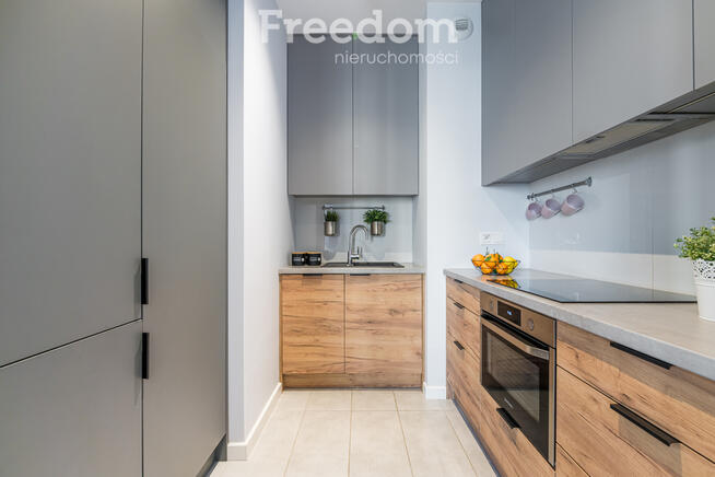 Nowoczesne studio niedaleko metra, górny Mokotów