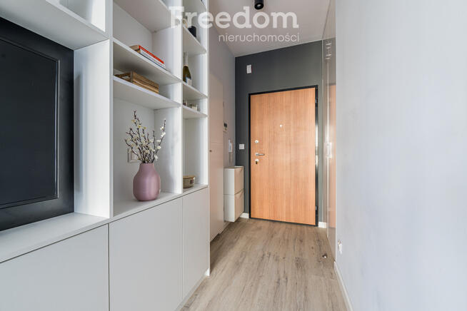 Nowoczesne studio niedaleko metra, górny Mokotów