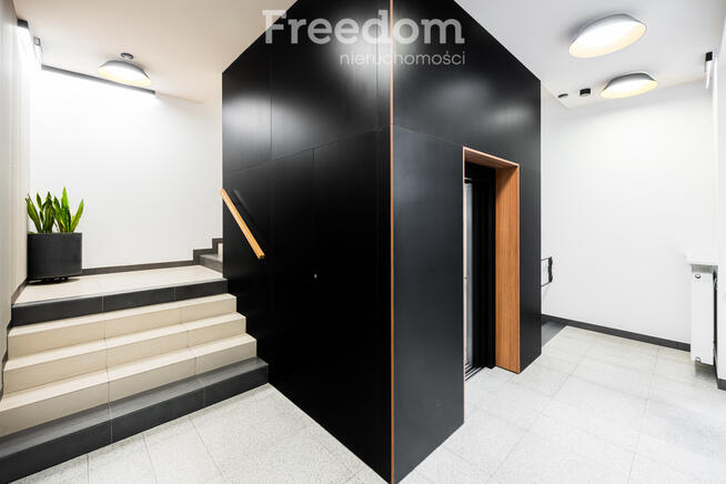 Nowoczesne studio niedaleko metra, górny Mokotów