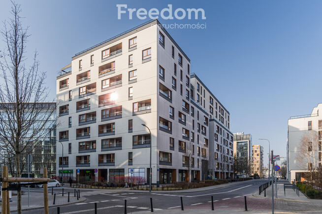 Nowoczesne studio niedaleko metra, górny Mokotów